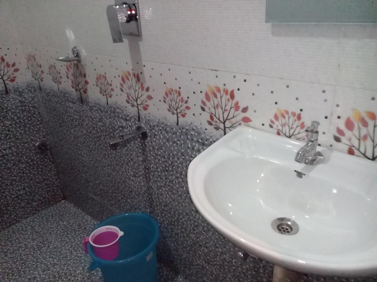 Hotel Time Palace Ooty Ngoại thất bức ảnh